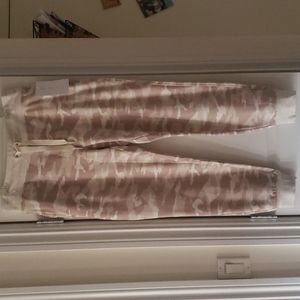 Athleta balance printed joggers